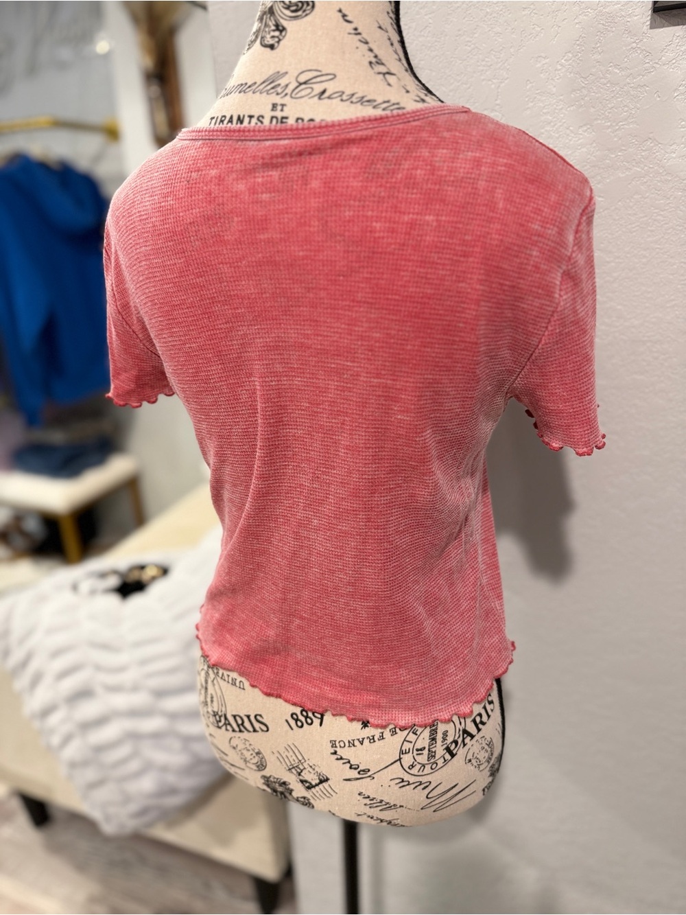 American Eagle Outfitters Burnout Tee Bundle Size Medium | 2 Short Sleeve Tops - Picture 12 of 13